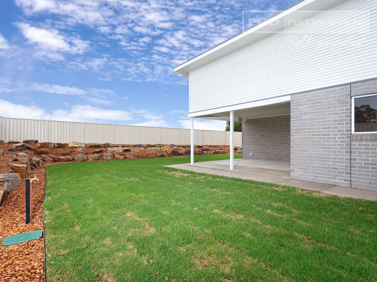 75 Barmedman Ave  GOBBAGOMBALIN 4