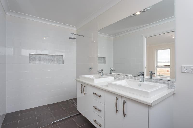 75 Barmedman Avenue GOBBAGOMBALIN 6