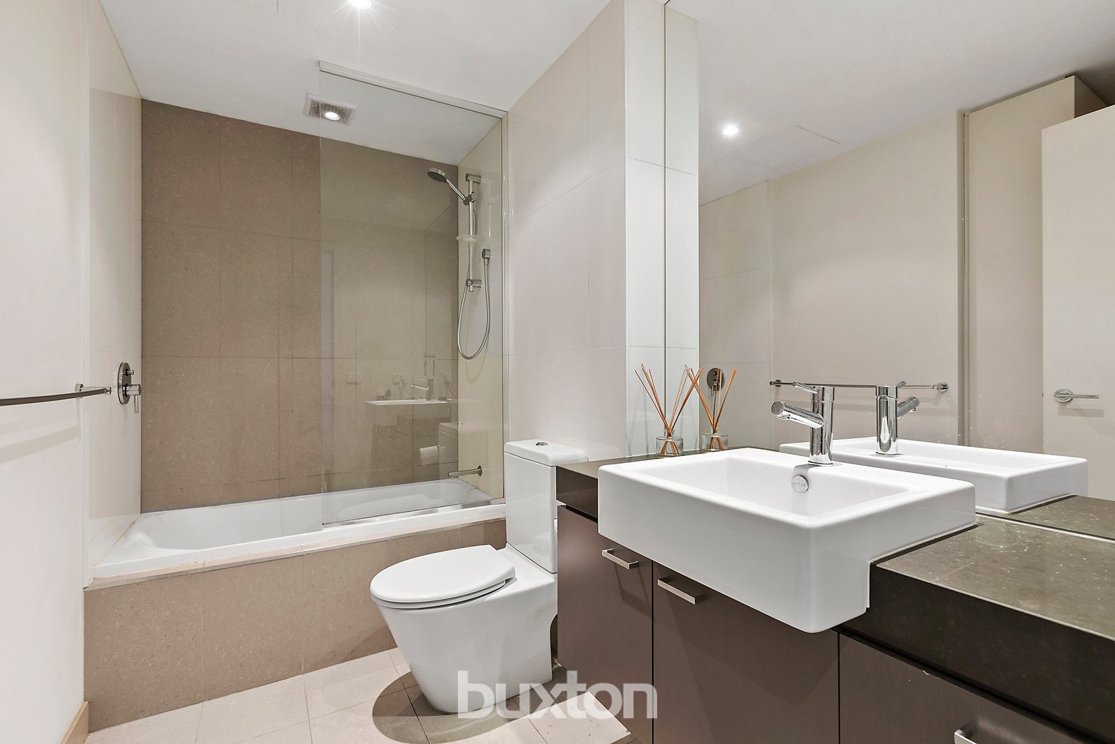 Gallery: 7/5 Bear Street