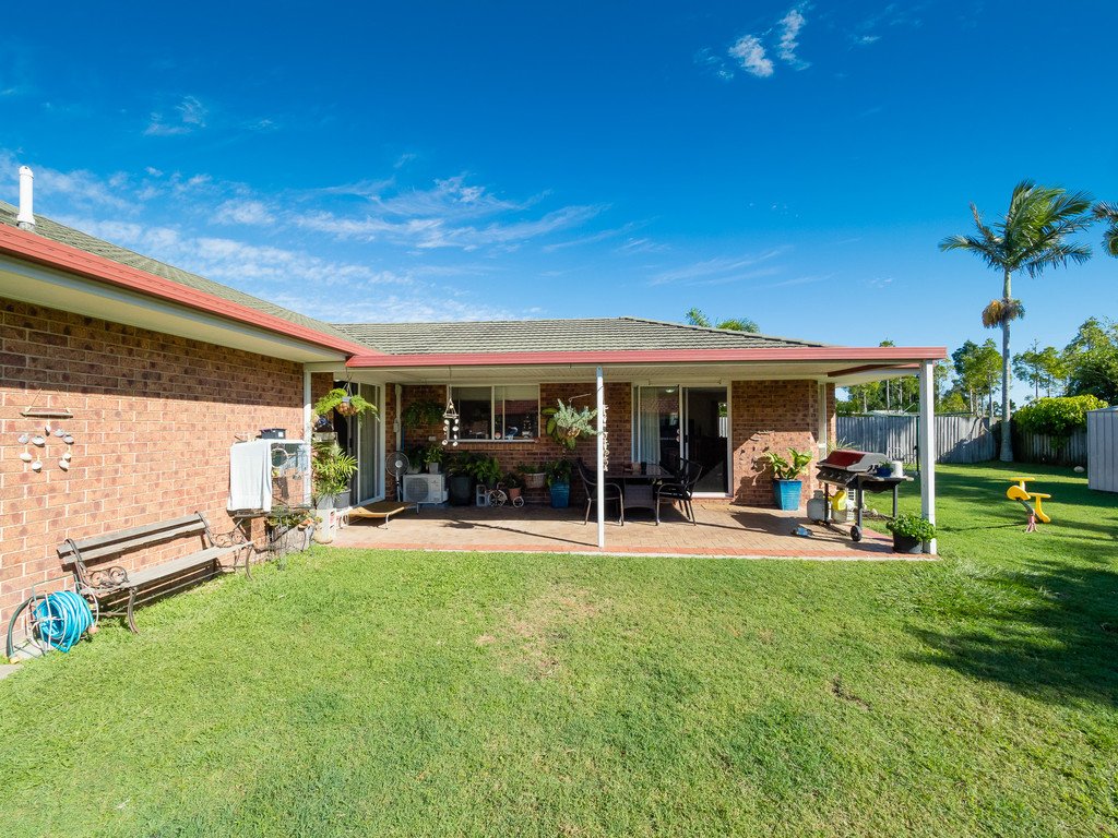75 Bowerbird Avenue ELI WATERS 24