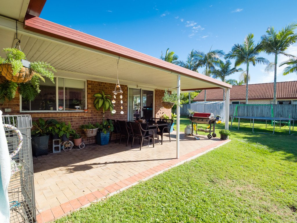 75 Bowerbird Avenue ELI WATERS 25