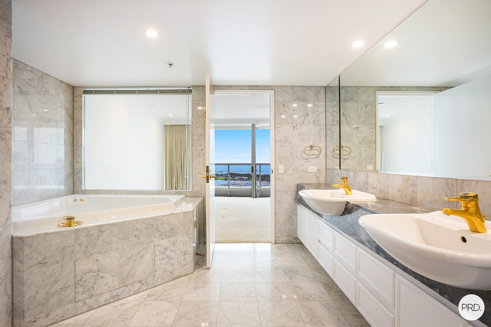 75 Brighton Parade SOUTHPORT 7