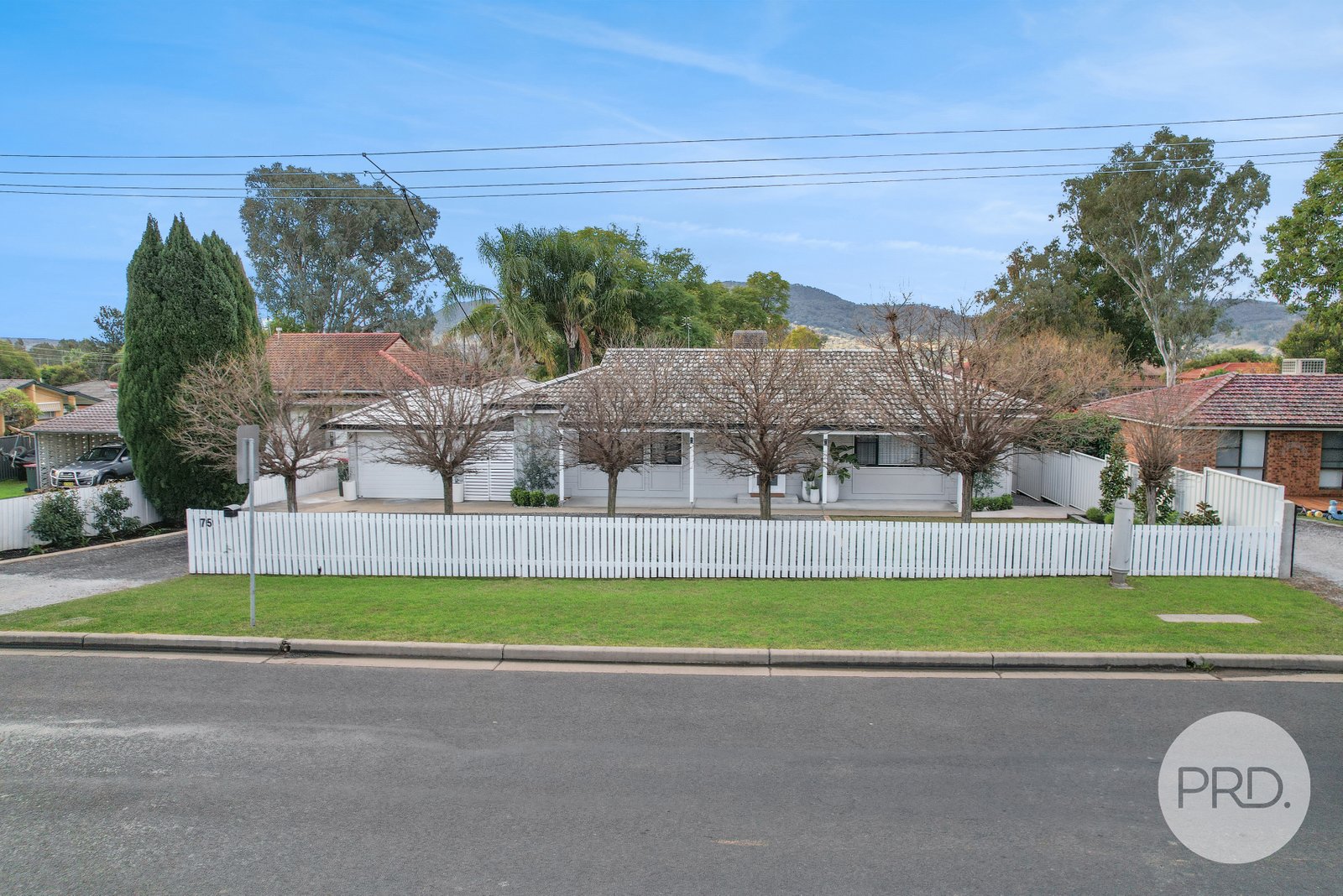 75 Calala Lane TAMWORTH 3