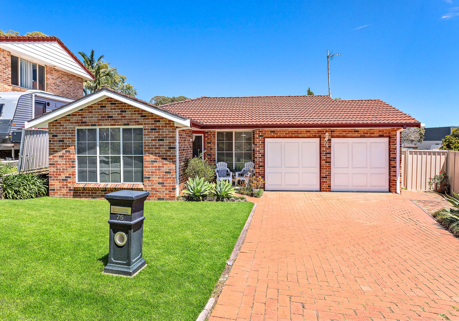 75 Chillawong Circuit BLACKBUTT 1