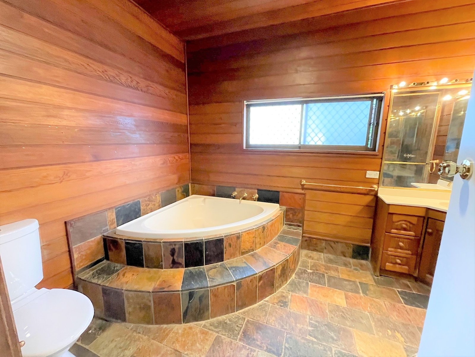 75 Doyle Road REVESBY 7