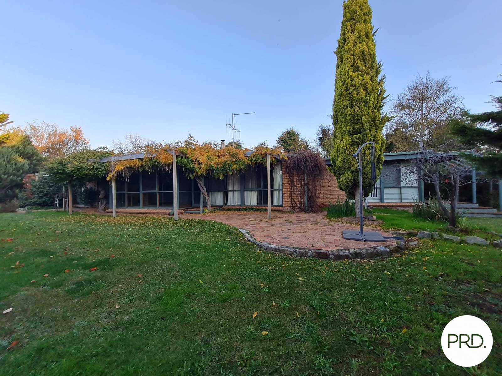75 Ellendon Street BUNGENDORE 23