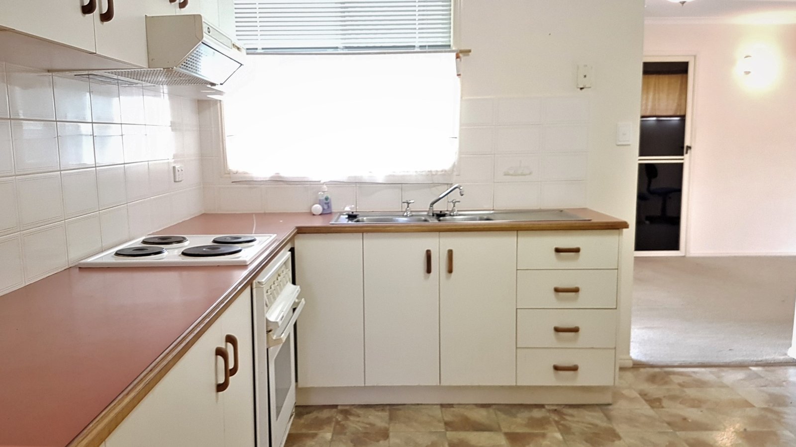 75 Exeter Street TORQUAY 7