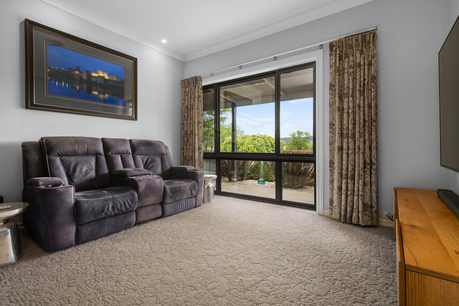 Real Estate and Property in 75 Garth Road, Carlsruhe, VIC