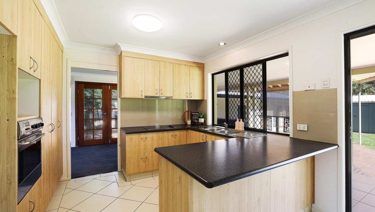 75 Glenmore Drive ASHMORE 4