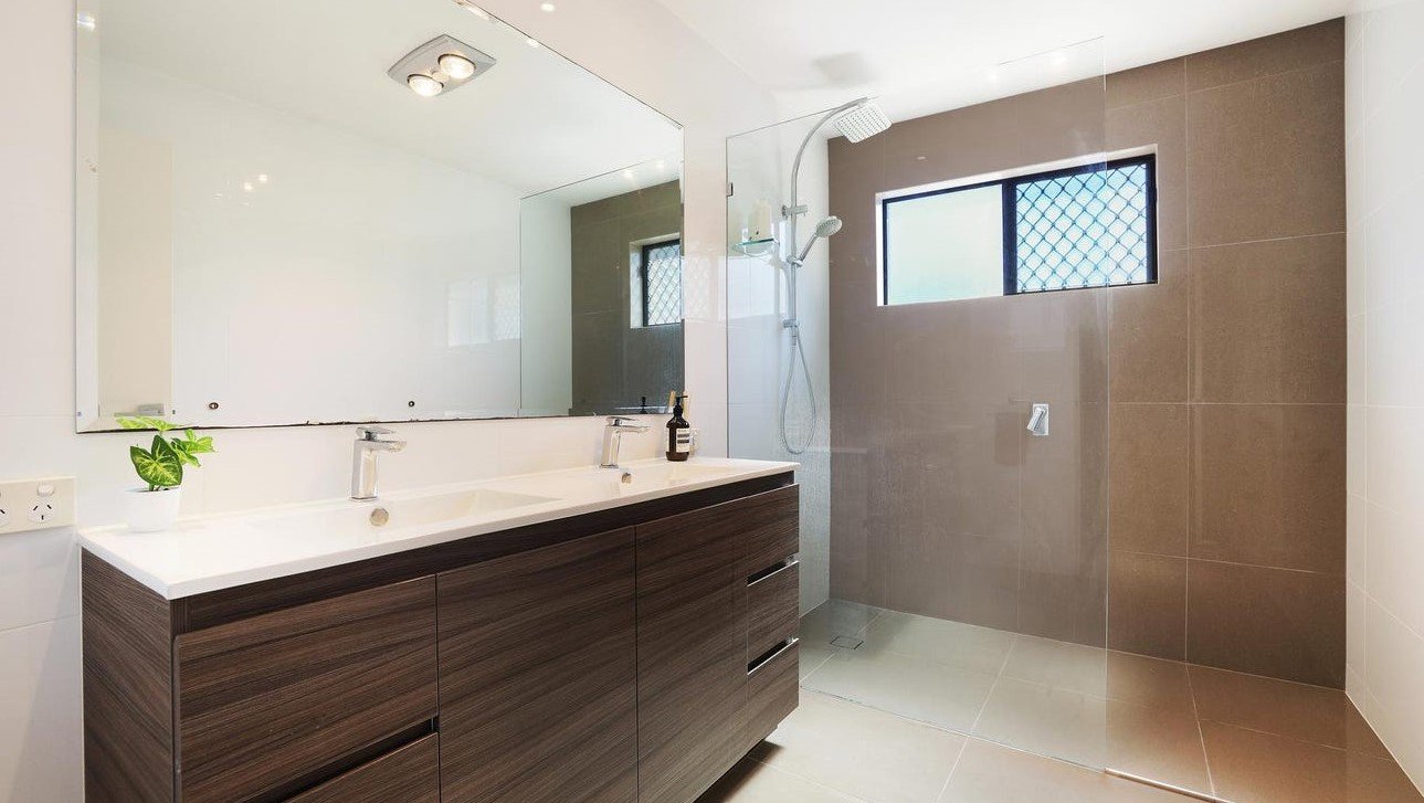 75 Glenmore Drive ASHMORE 9