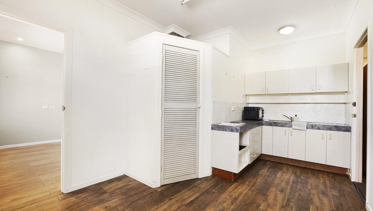 75 Glenmore Drive ASHMORE 12