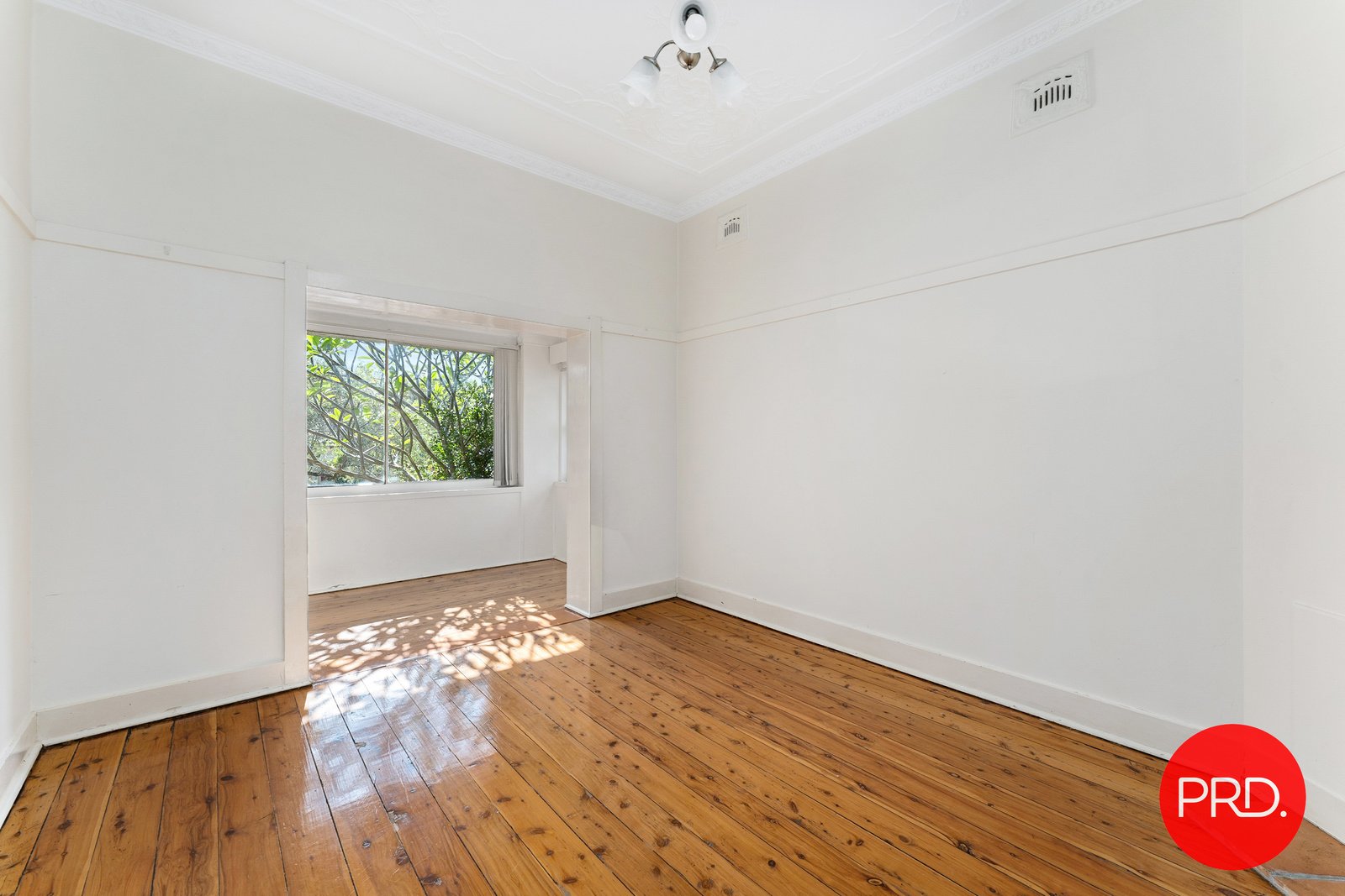75 Gray Street KOGARAH 2