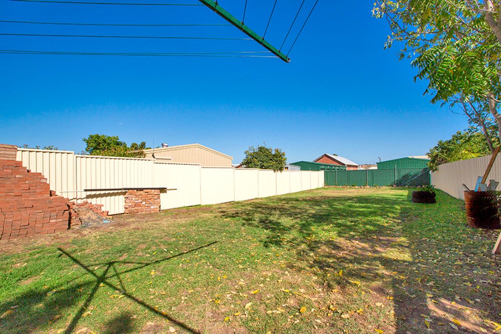 75 Henry Street WERRIS CREEK 18