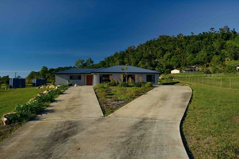 75 Honeyeater Crescent CANNON VALLEY 9