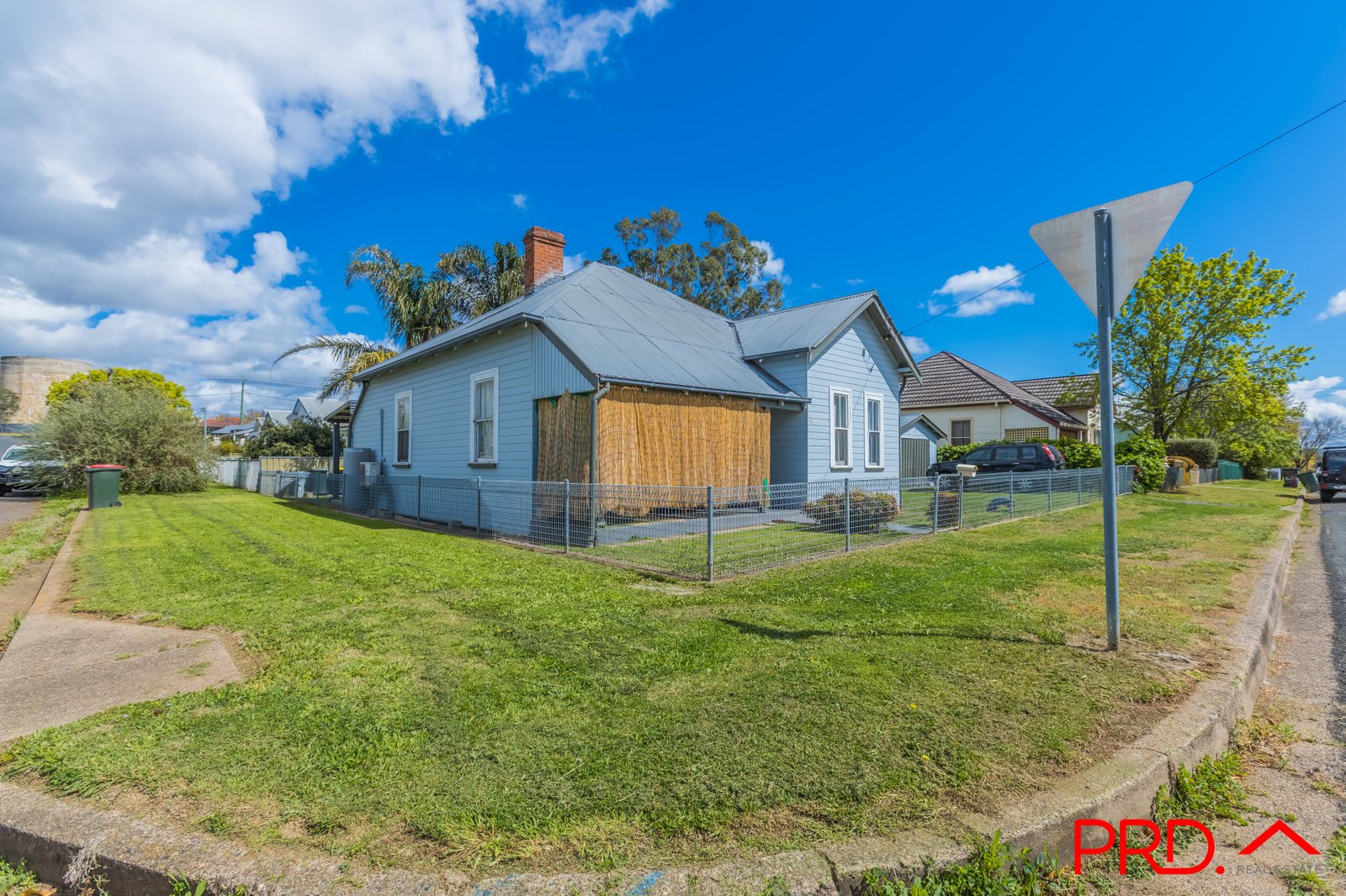 75 King Street TAMWORTH 13