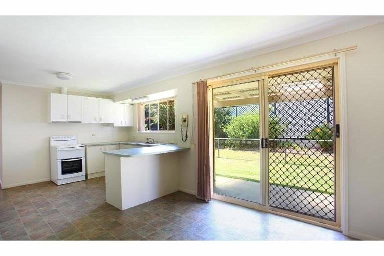 75 Kinmond Avenue WAVELL HEIGHTS 4