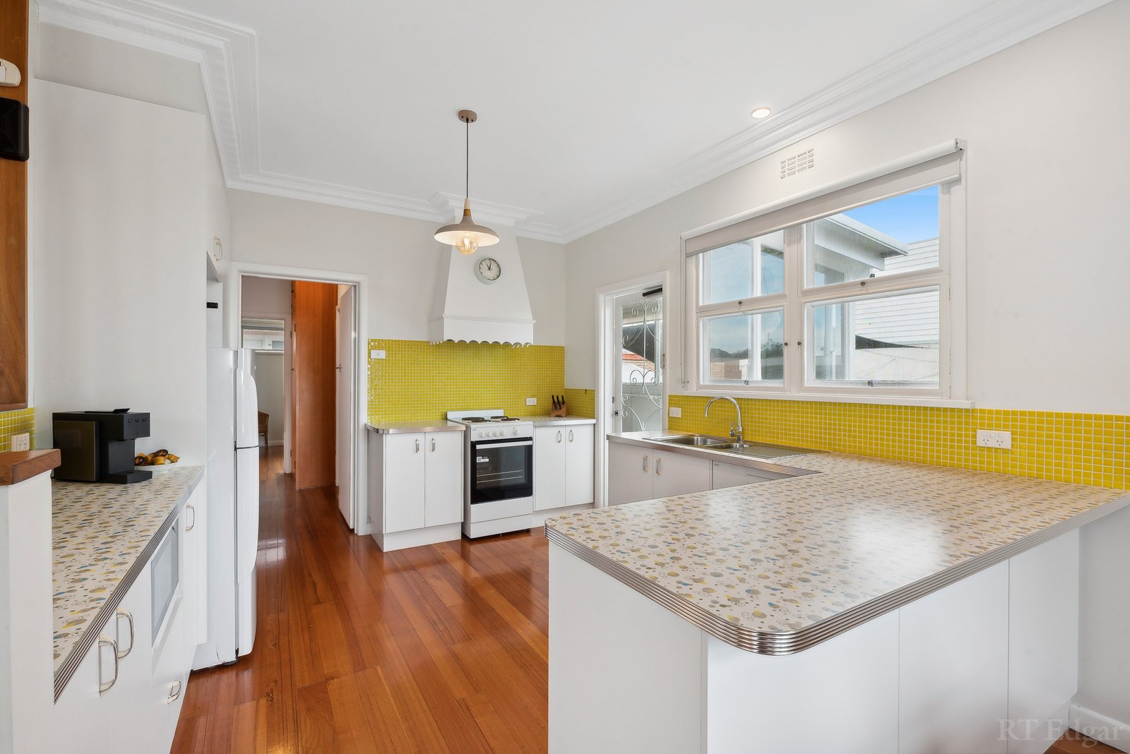 Real Estate and Property in 75 Learmonth Street, Queenscliff, VIC