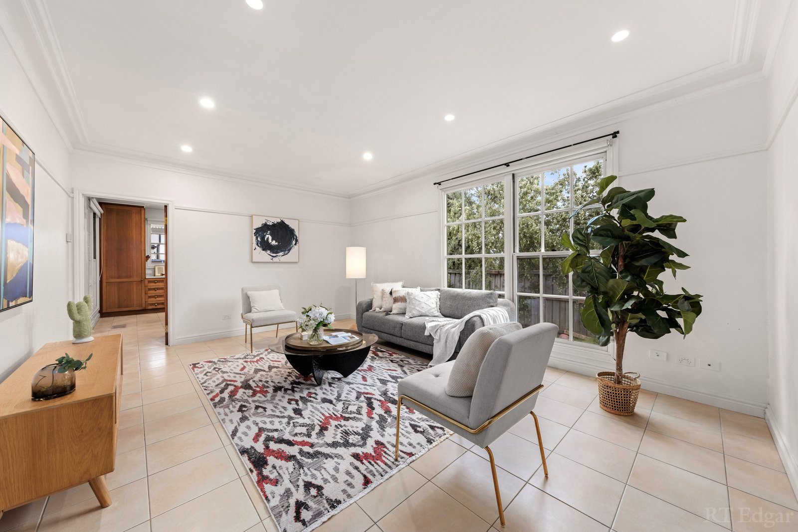 Real Estate and Property in 75 Morton Road, Burwood, VIC