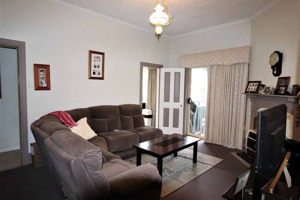 75 Murray St  TUMBARUMBA 4