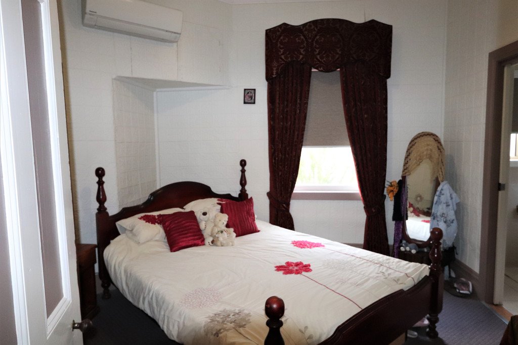 75 Murray St  TUMBARUMBA 5