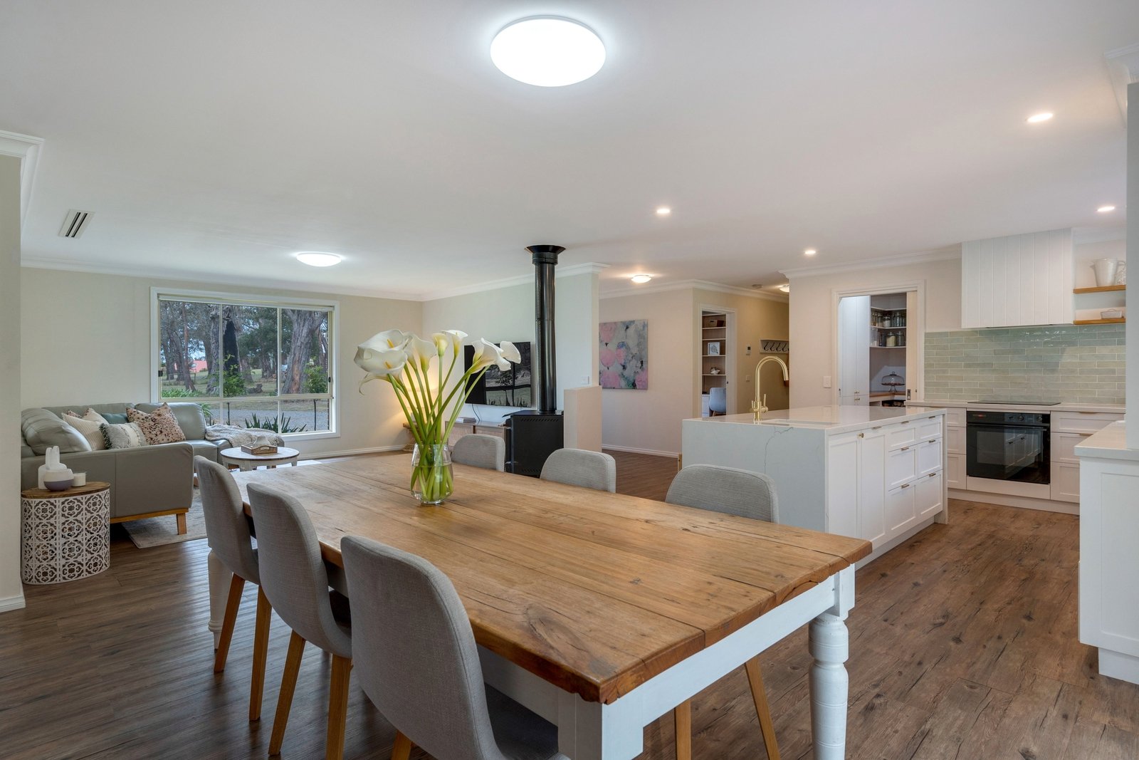 Real Estate and Property in 75 Outawood Rise, Gisborne, VIC