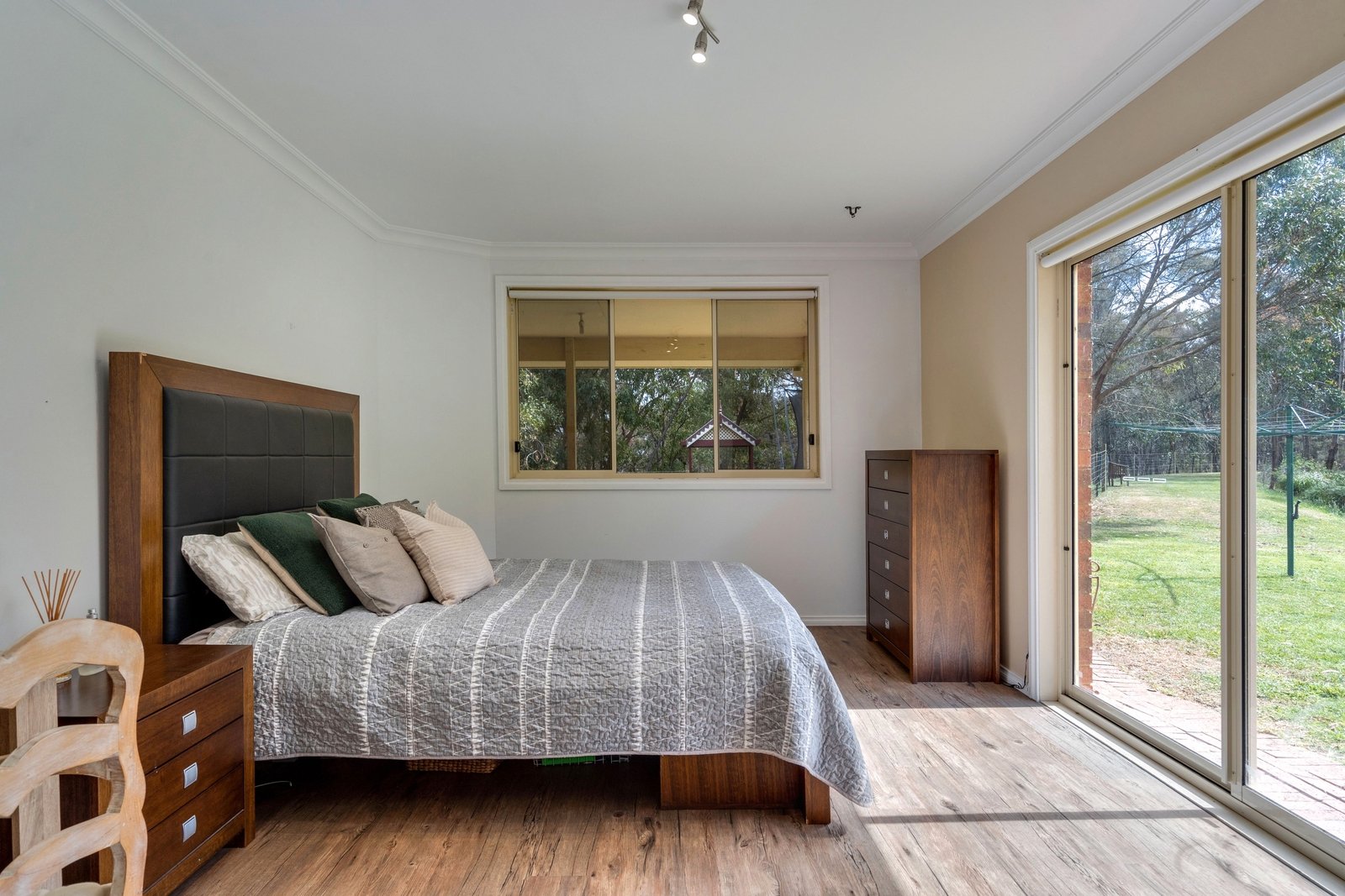 Real Estate and Property in 75 Outawood Rise, Gisborne, VIC