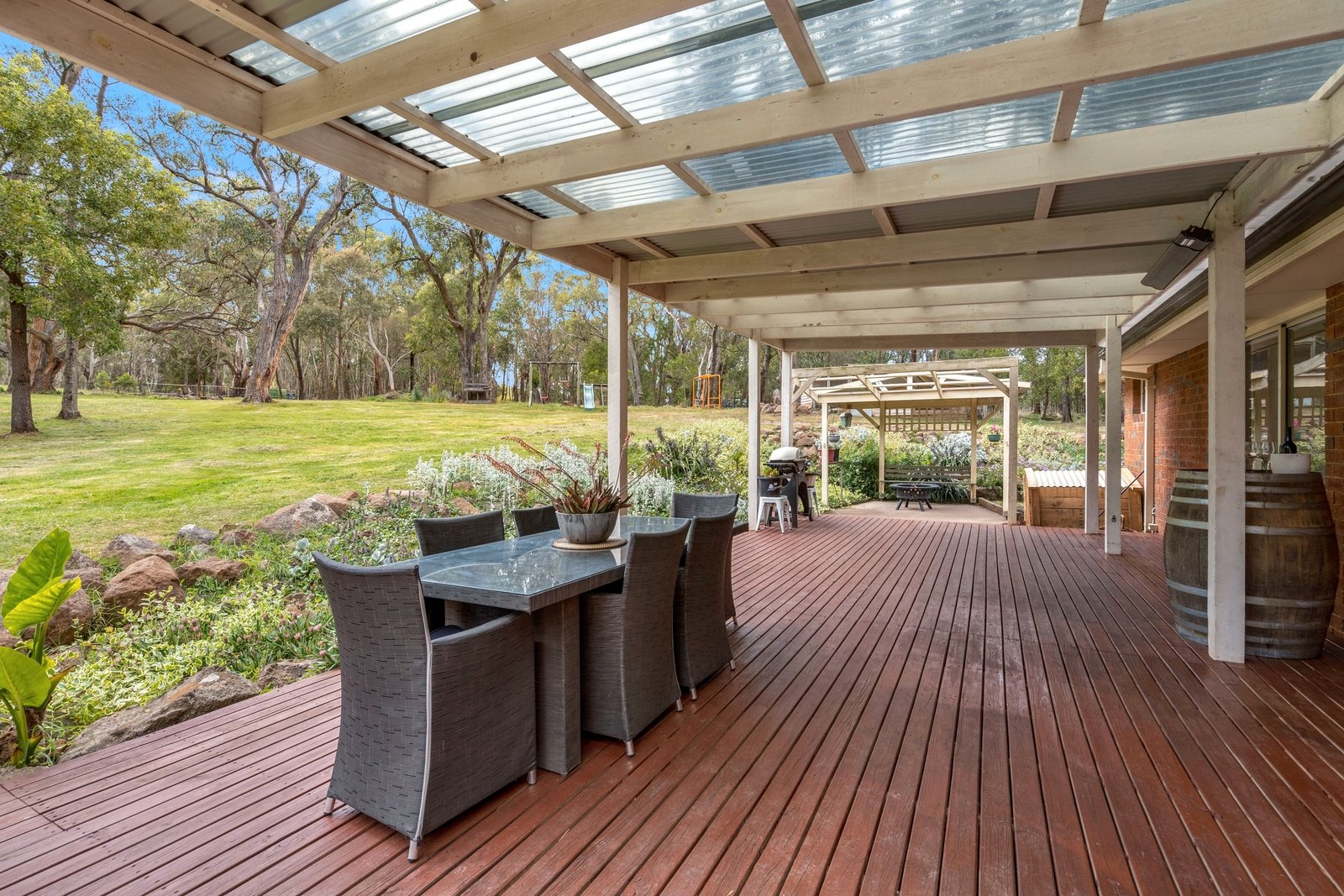 Real Estate and Property in 75 Outawood Rise, Gisborne, VIC