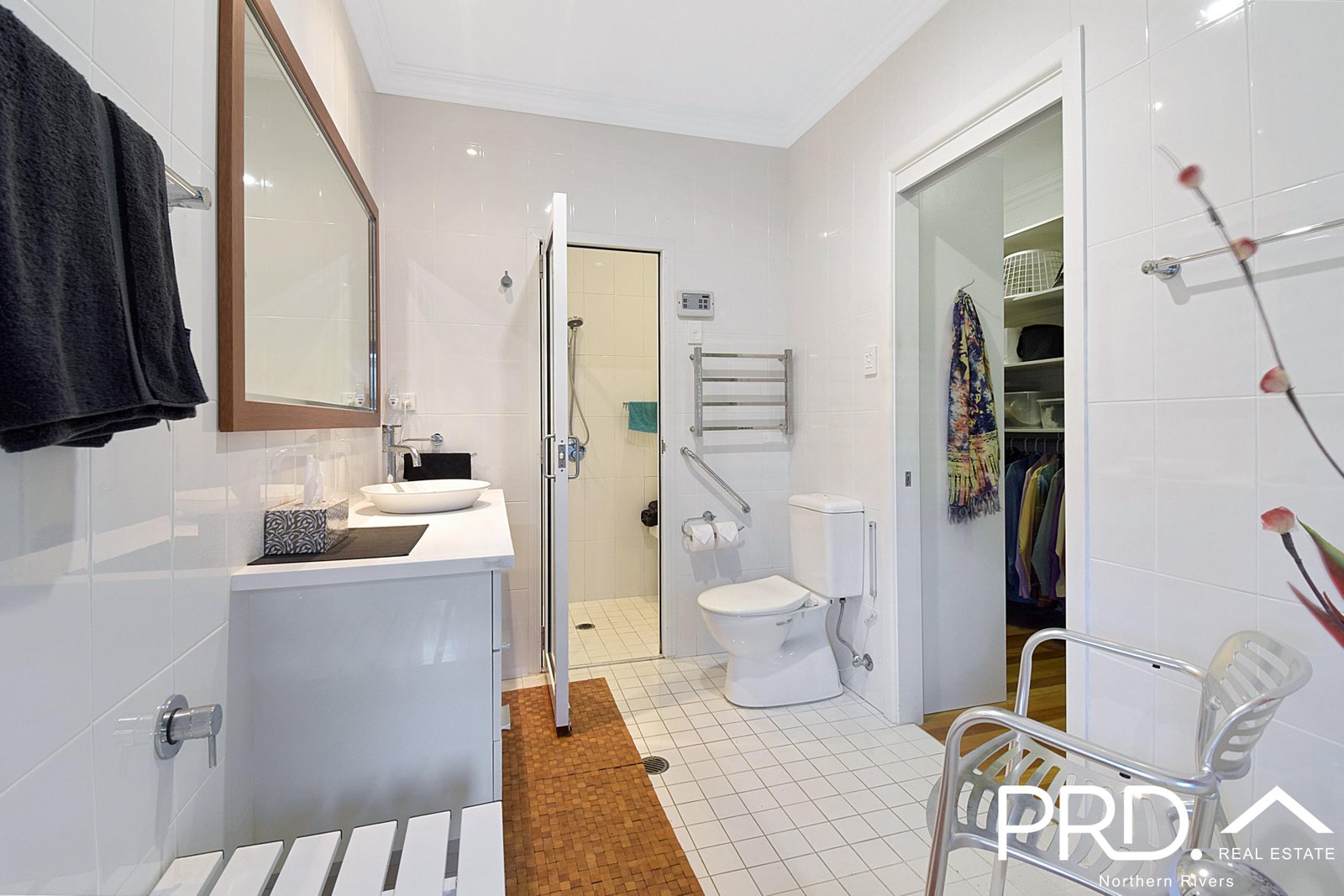 75 Parrot Place/69 Light Street CASINO 7