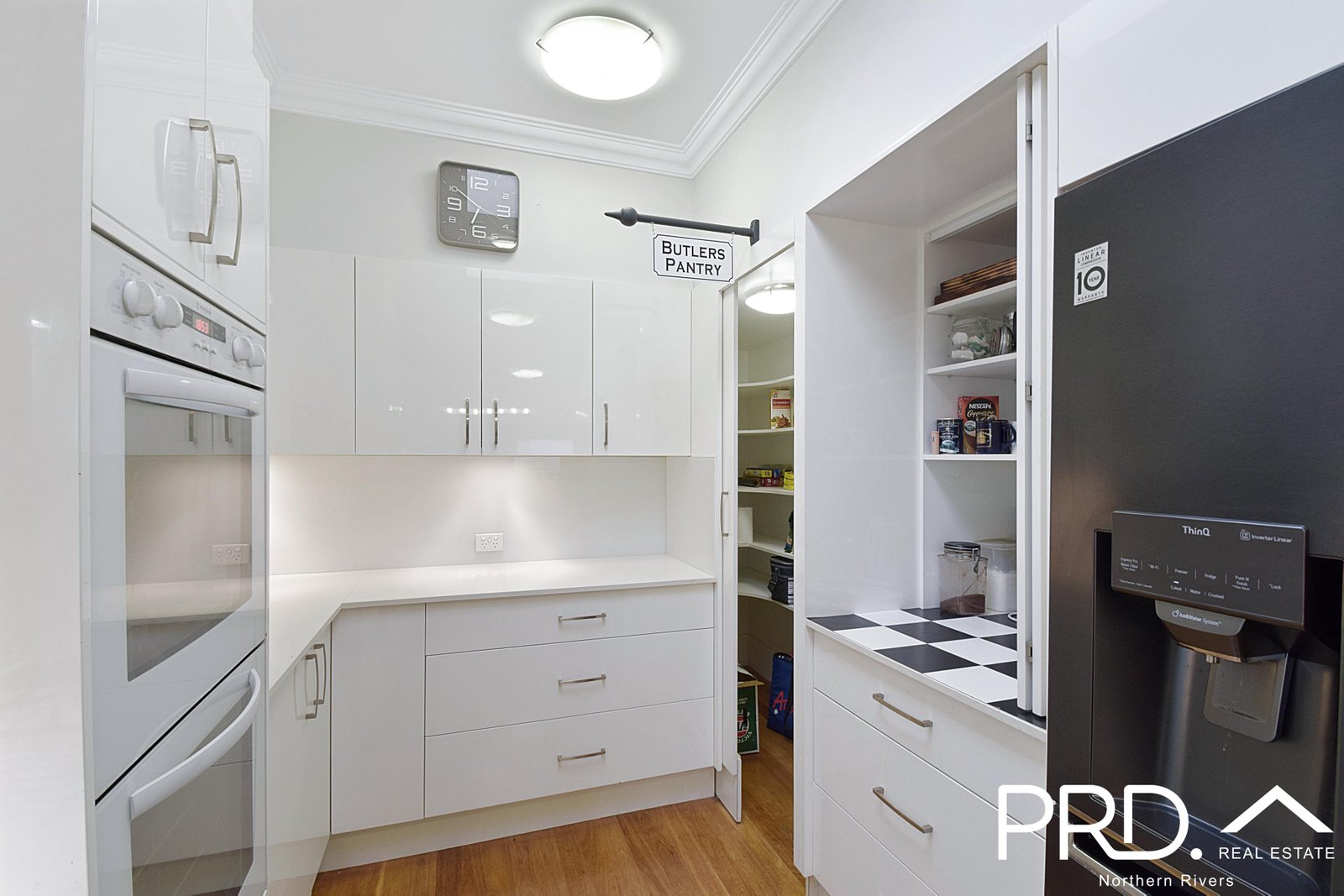 75 Parrot Place/69 Light Street CASINO 16