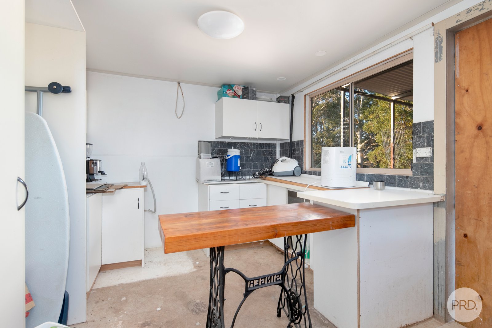 75 Petticoat Road CABBAGE TREE 3