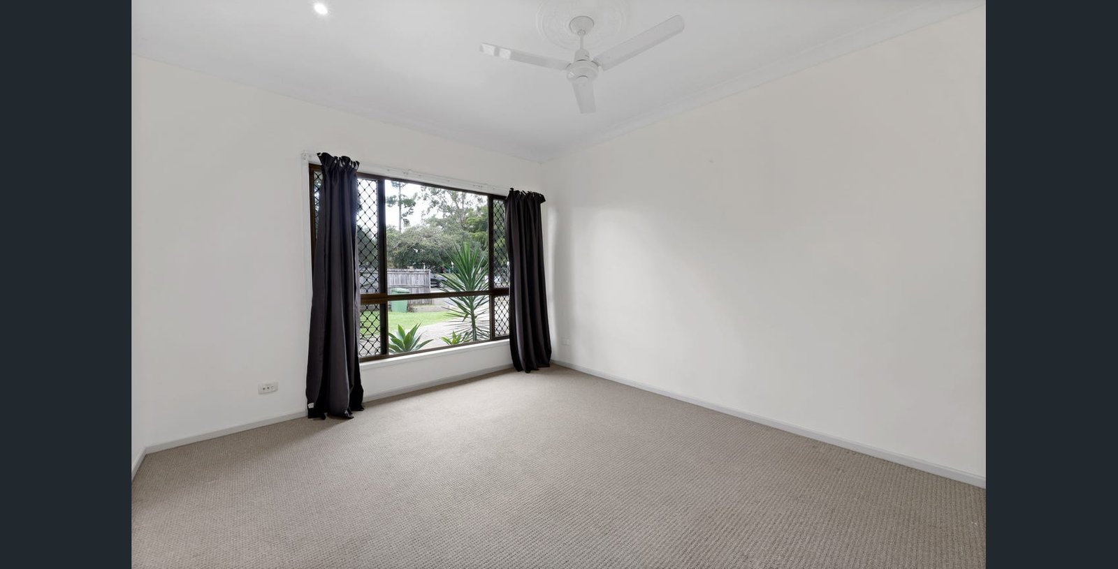 75 Pioneer Street GLENELLA 2