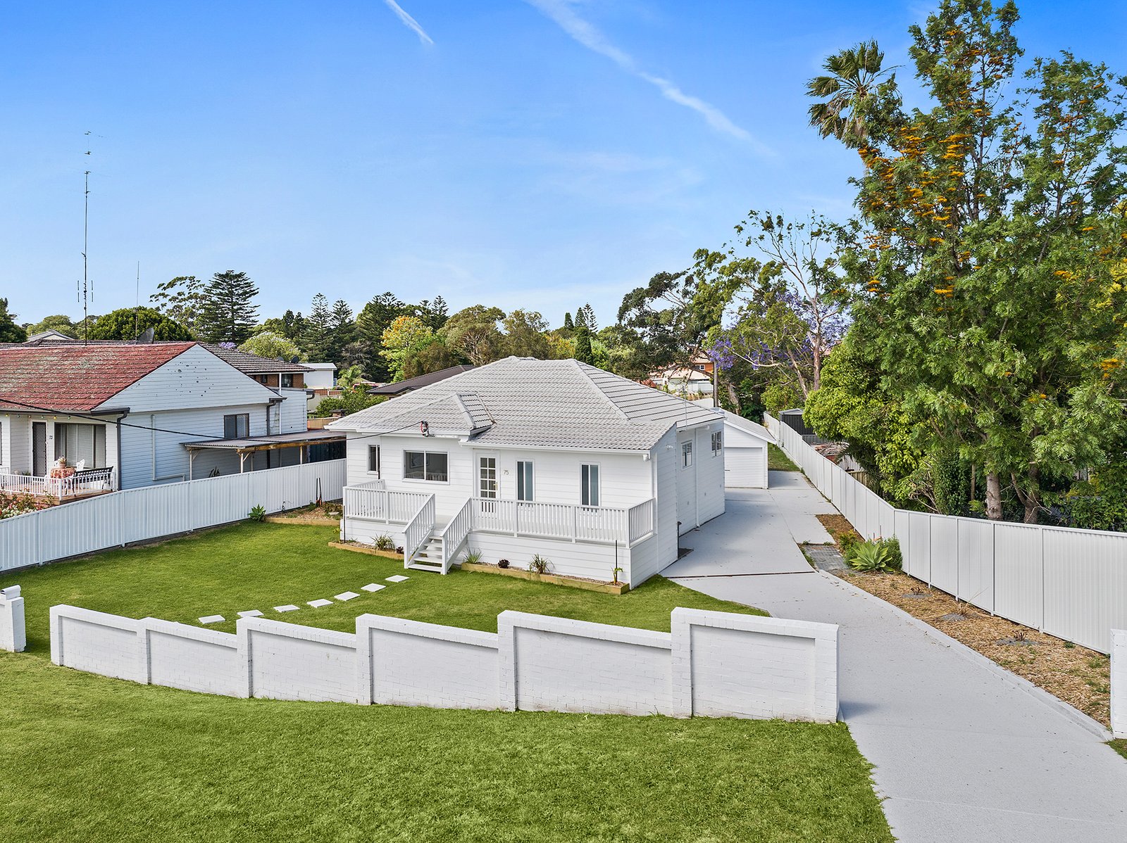 75 Ranchby Avenue LAKE HEIGHTS 3