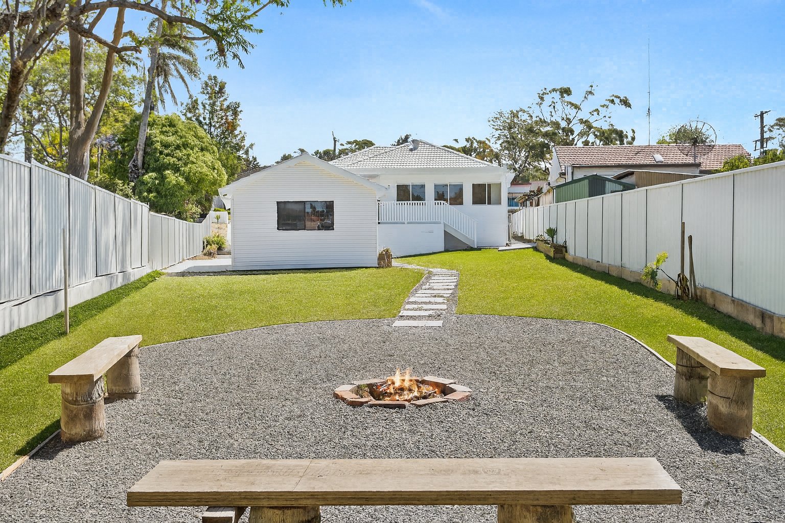 75 Ranchby Avenue LAKE HEIGHTS 12