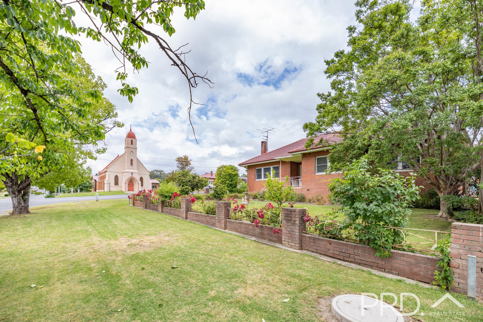 75 Simpson Street TUMUT 18
