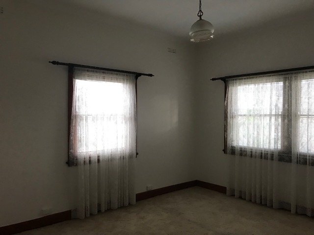 75 Simpson Street TUMUT 4