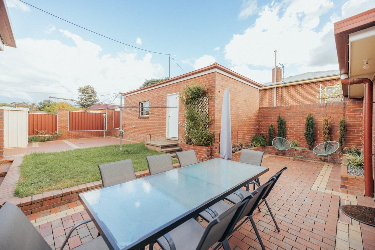 75 Simpson Street TUMUT 12