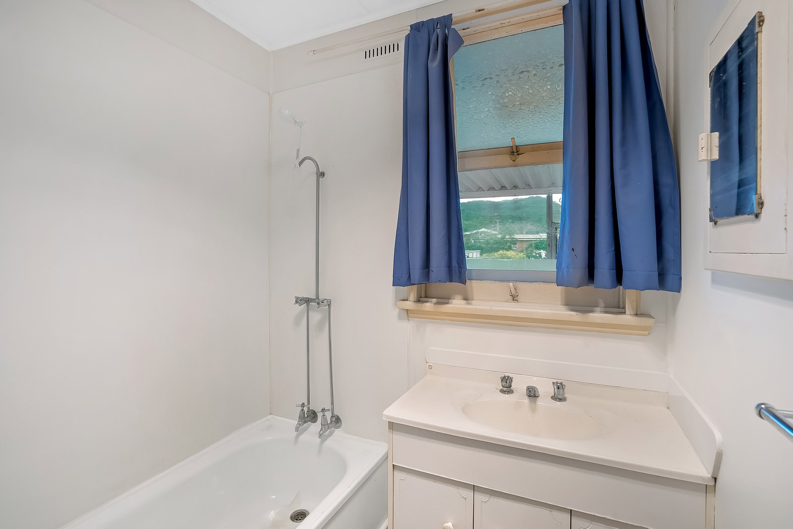 75 Sycamore Road RISDON VALE 8