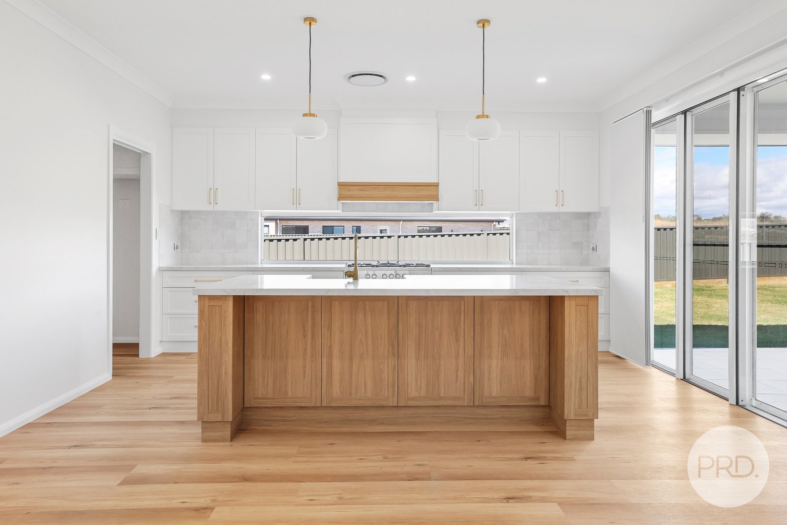 75 Verdelho Drive TAMWORTH 6