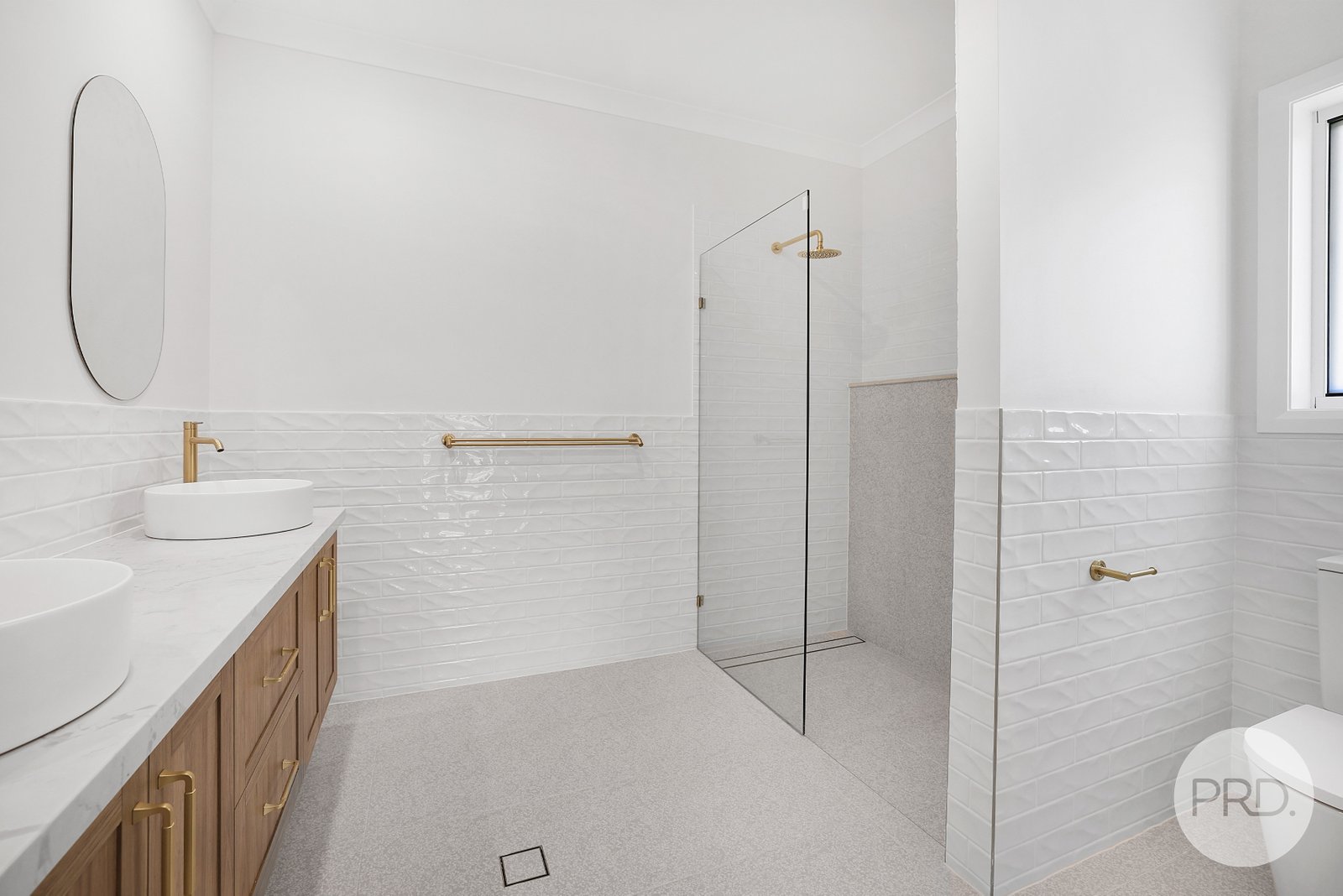 75 Verdelho Drive TAMWORTH 18