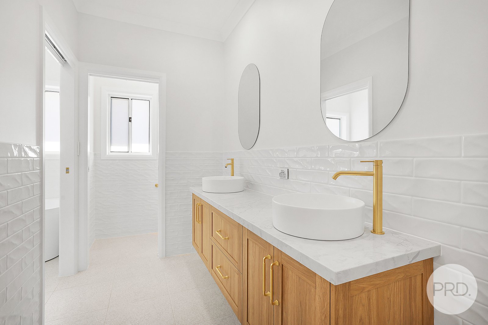 75 Verdelho Drive TAMWORTH 23