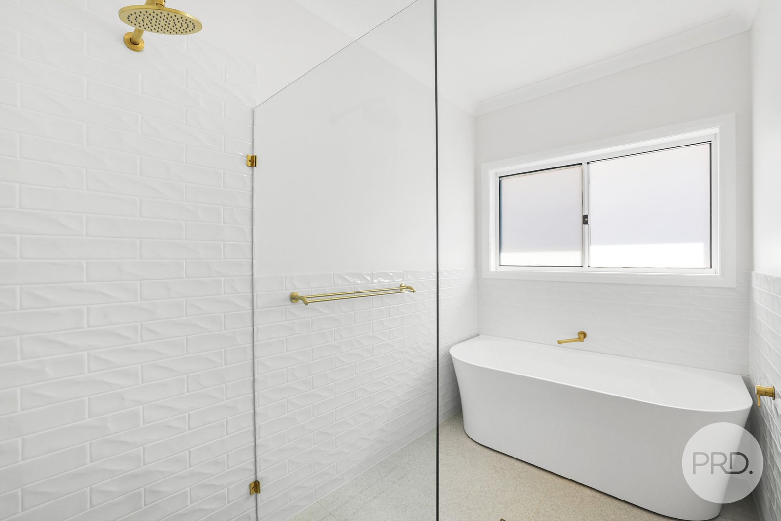 75 Verdelho Drive TAMWORTH 25