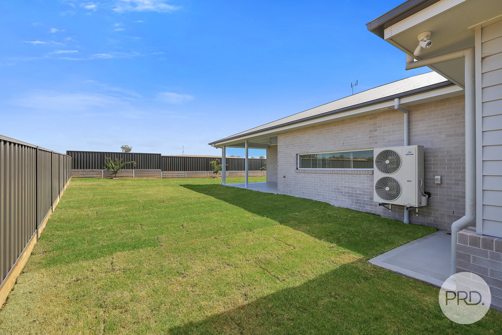 75 Verdelho Drive TAMWORTH 34