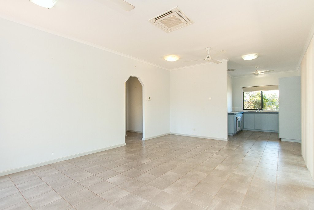 7/5 Whimbrel Street DJUGUN 3