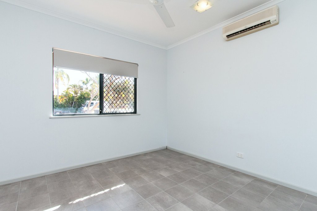 7/5 Whimbrel Street DJUGUN 11