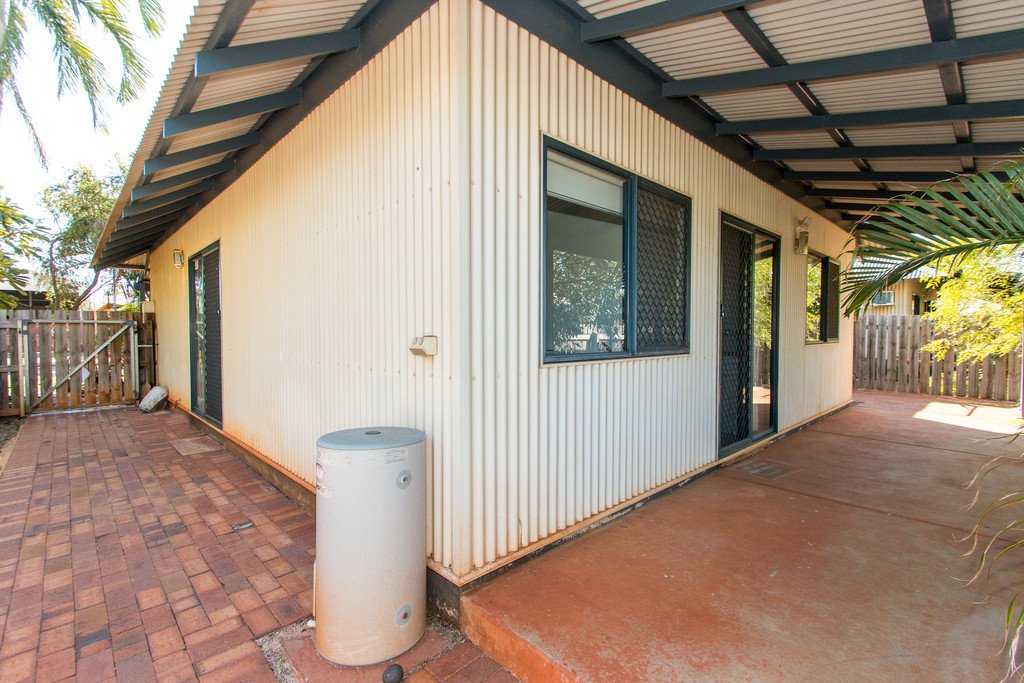 7/5 Whimbrel Street DJUGUN 15