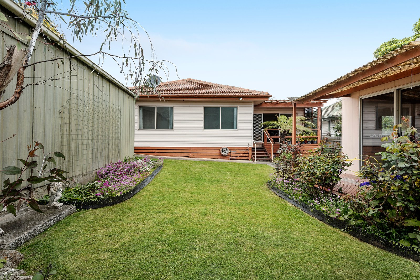 75 Woodhouse Grove, Box Hill North, 3129