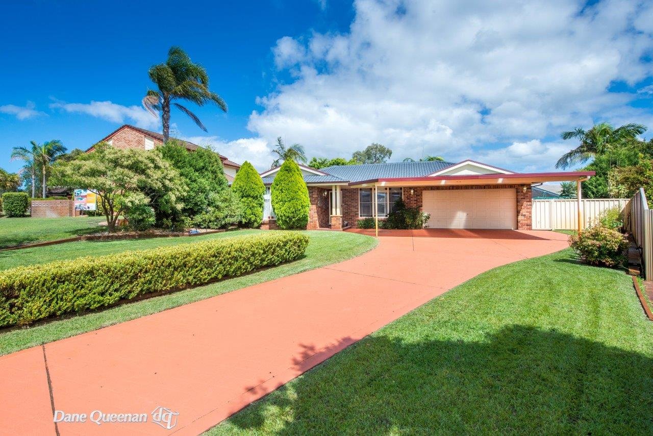 75 Yachtsman Crescent.  SALAMANDER BAY 10