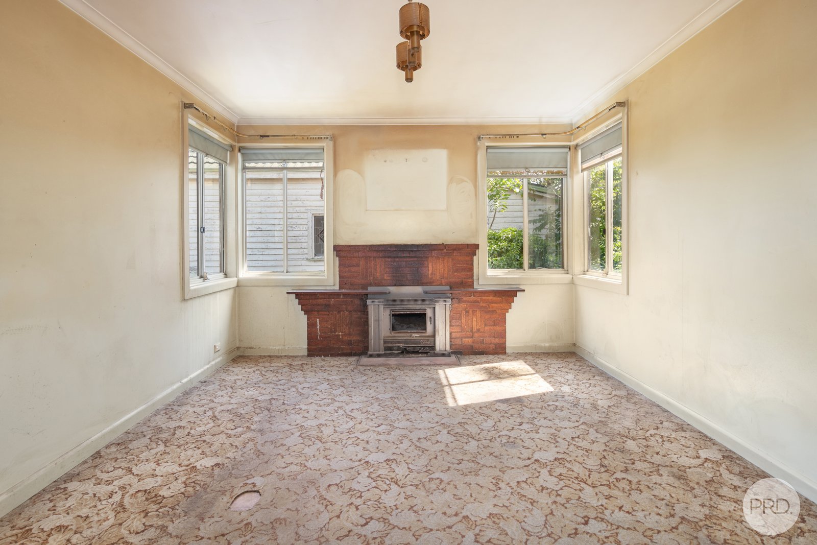 75 Yarrowee Street SEBASTOPOL 5