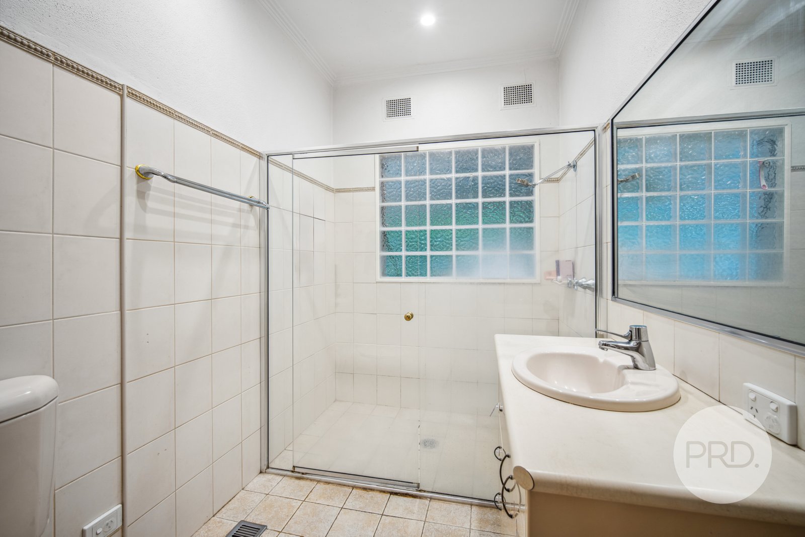 751 Forrest Hill Avenue ALBURY 9