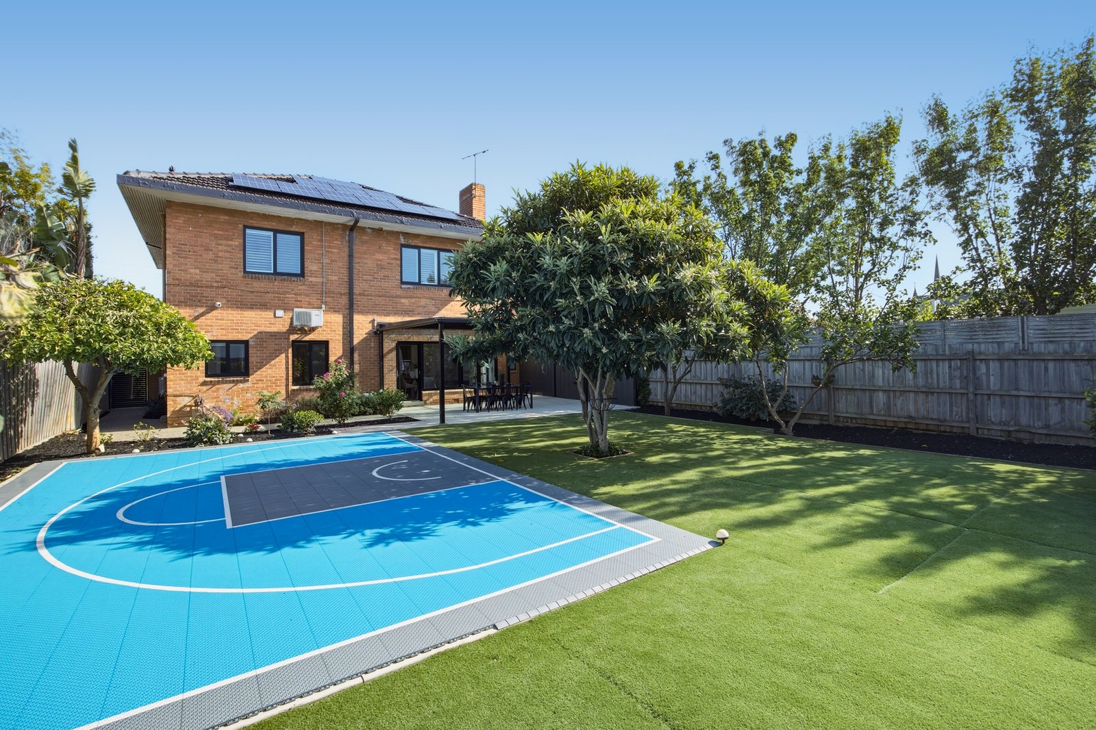 Gallery: 751 Hawthorn Road